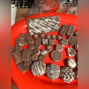 Handmade Brownie & Vanilla scented wax melts sold in a set